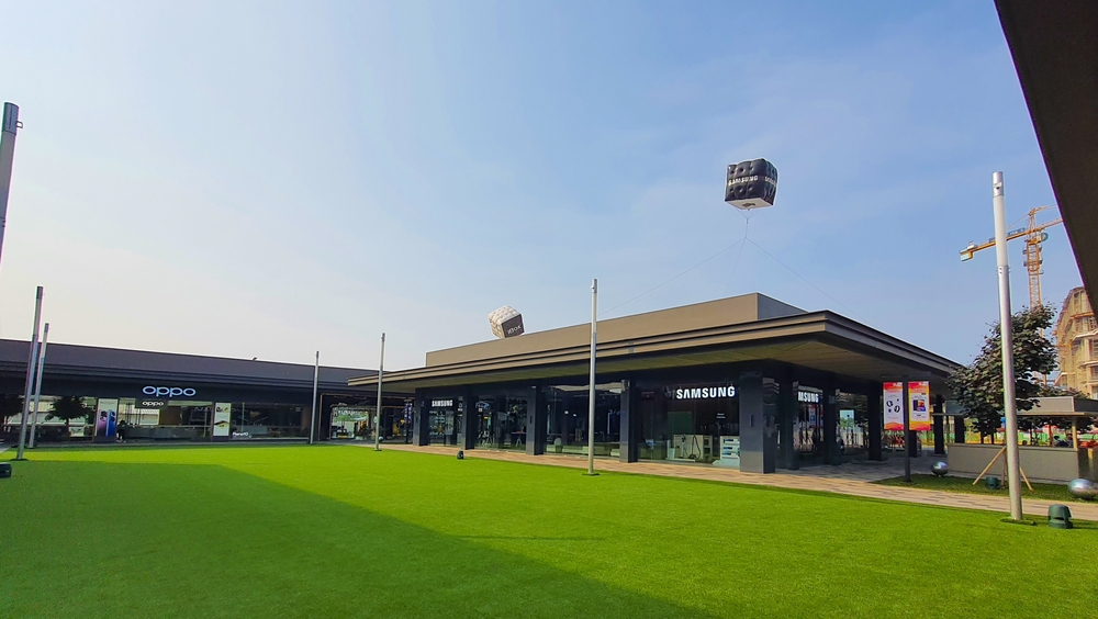 Artificial Grass at the Opening of a New Business